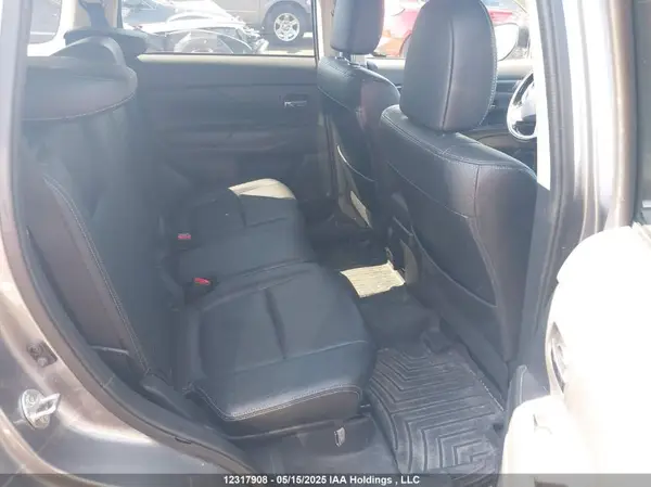 JA4JZ4AX8JZ613603 2018 MITSUBISHI OUTLANDER - Image 8