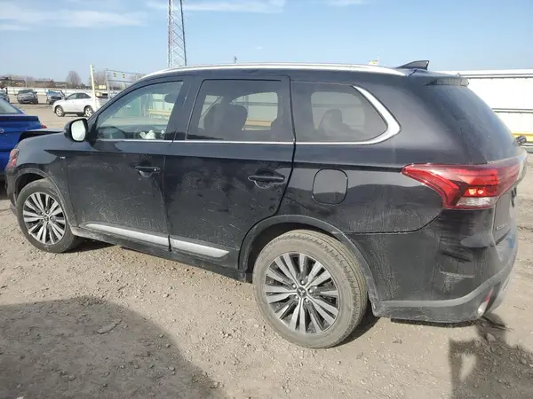JA4JZ4AX8KZ010104 2019 MITSUBISHI OUTLANDER - Image 2