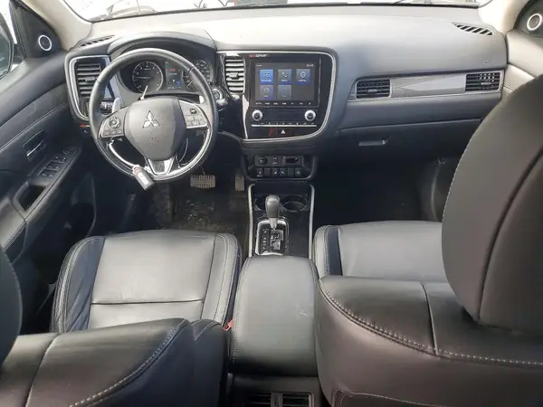 JA4JZ4AX8LZ604547 2020 MITSUBISHI OUTLANDER - Image 8