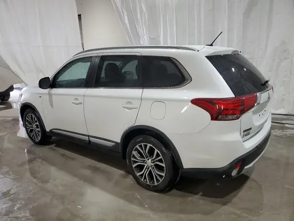JA4JZ4AX9GZ024455 2016 MITSUBISHI OUTLANDER - Image 2