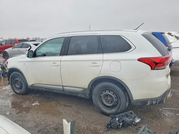 JA4JZ4AX9GZ600464 2016 MITSUBISHI OUTLANDER - Image 2