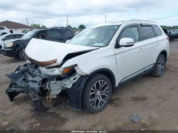 JA4JZ4AX9HZ018074 2017 MITSUBISHI OUTLANDER - Image 2