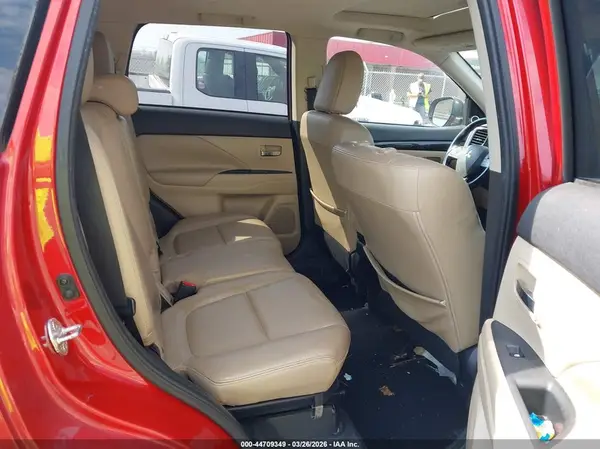 JA4JZ4AX9HZ018169 2017 MITSUBISHI OUTLANDER - Image 8