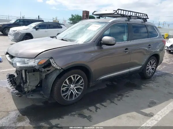 JA4JZ4AX9HZ056257 2017 MITSUBISHI OUTLANDER - Image 2