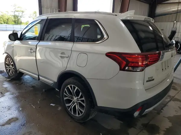 JA4JZ4AX9JZ032644 2018 MITSUBISHI OUTLANDER - Image 2