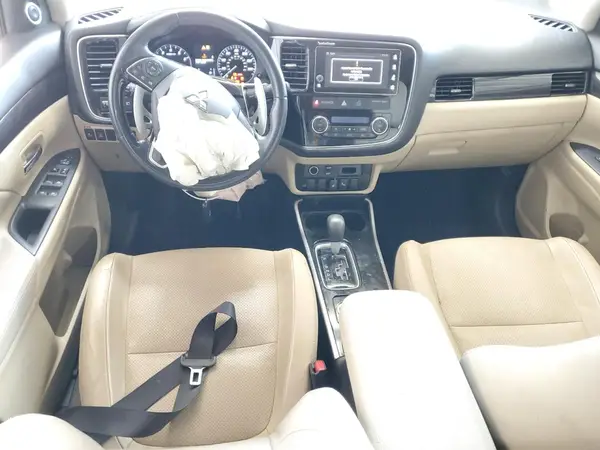 JA4JZ4AX9JZ032644 2018 MITSUBISHI OUTLANDER - Image 8