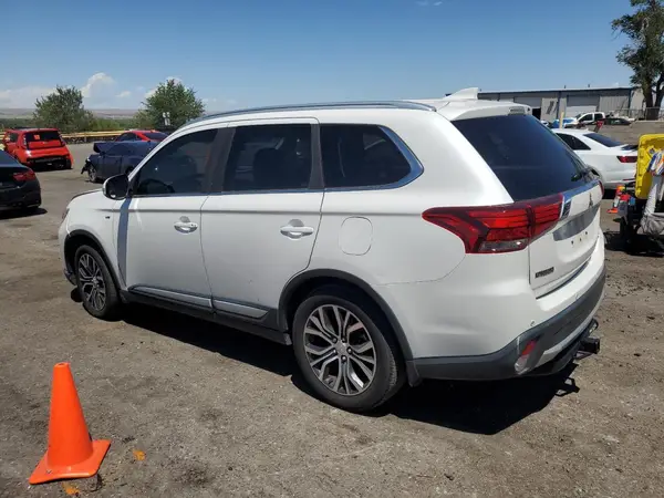 JA4JZ4AX9JZ046267 2018 MITSUBISHI OUTLANDER - Image 2