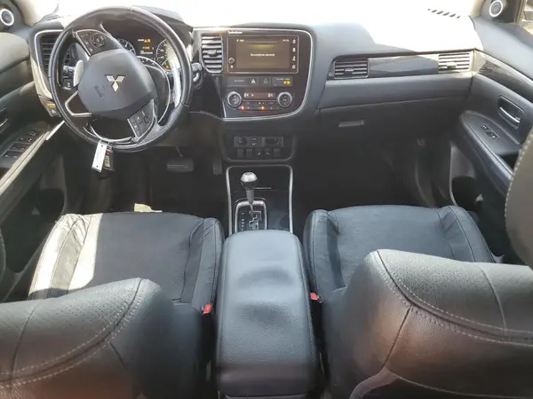 JA4JZ4AX9JZ046267 2018 MITSUBISHI OUTLANDER - Image 8
