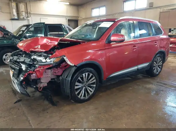 JA4JZ4AX9KZ030331 2019 MITSUBISHI OUTLANDER - Image 2