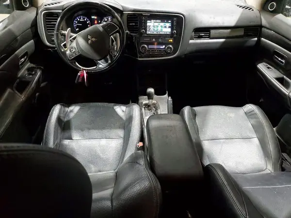 JA4JZ4AXXGZ008068 2016 MITSUBISHI OUTLANDER - Image 8