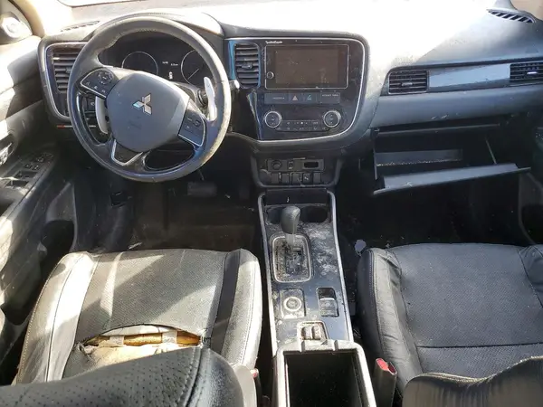 JA4JZ4AXXHZ039676 2017 MITSUBISHI OUTLANDER - Image 8