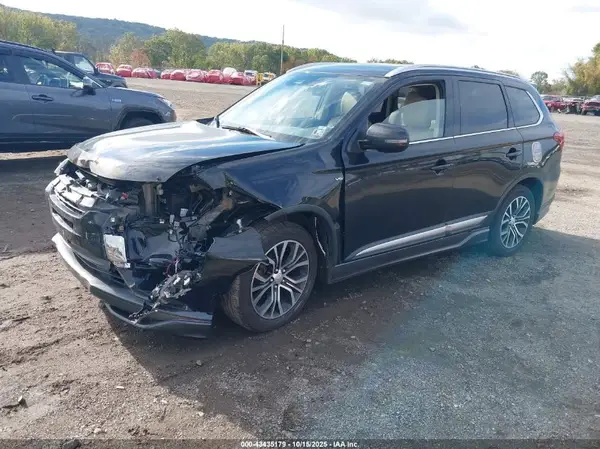 JA4JZ4AXXHZ054498 2017 MITSUBISHI OUTLANDER - Image 2