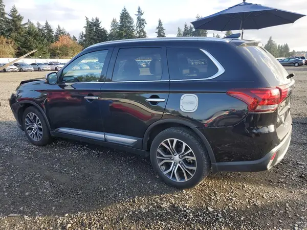 JA4JZ4AXXJJ001675 2018 MITSUBISHI OUTLANDER - Image 2