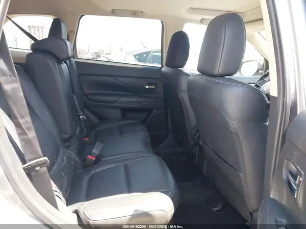 JA4JZ4AXXKZ013814 2019 MITSUBISHI OUTLANDER - Image 8