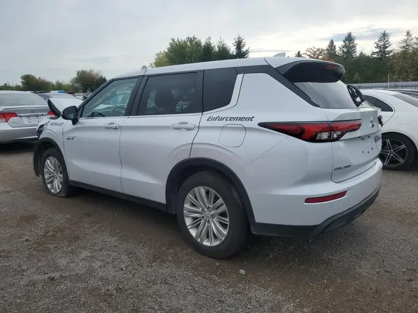 JA4T5TA97PZ612113 2023 MITSUBISHI OUTLANDER - Image 2