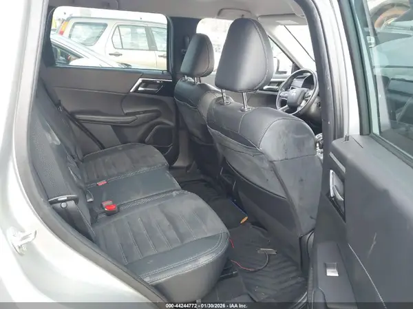 JA4T5UA92PZ033679 2023 MITSUBISHI OUTLANDER - Image 8