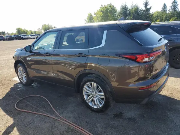 JA4T5UA92RZ622606 2024 MITSUBISHI OUTLANDER - Image 2