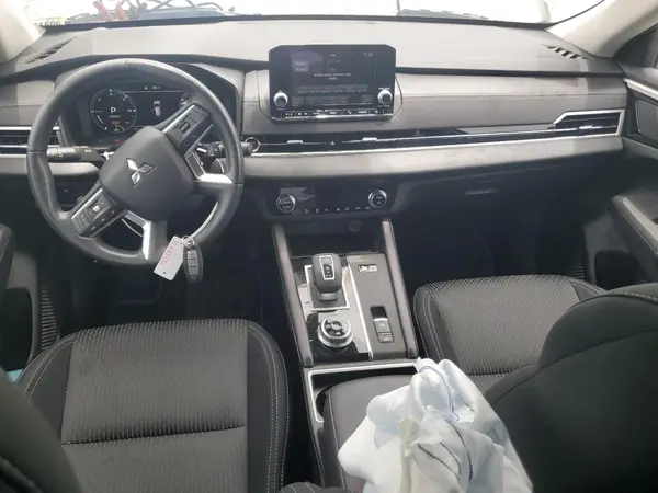JA4T5UA93RZ034410 2024 MITSUBISHI OUTLANDER - Image 8