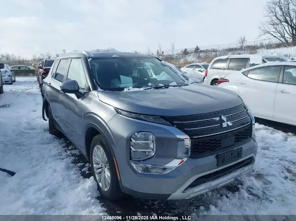 JA4T5UA94PZ613516 2023 MITSUBISHI OUTLANDER - Image 1