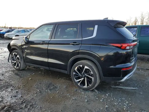 JA4T5UA95PZ039878 2023 MITSUBISHI OUTLANDER - Image 2