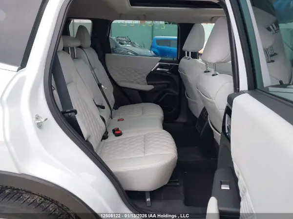 JA4T5UA95PZ613993 2023 MITSUBISHI OUTLANDER - Image 8
