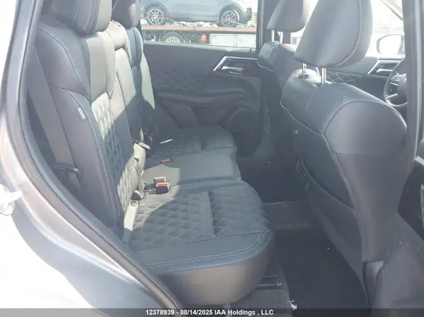 JA4T5UA96PZ604798 2023 MITSUBISHI OUTLANDER - Image 8