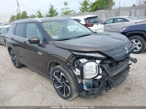 JA4T5UA96PZ611881 2023 MITSUBISHI OUTLANDER - Image 1