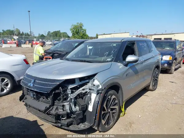 JA4T5UA98PZ062751 2023 MITSUBISHI OUTLANDER - Image 2