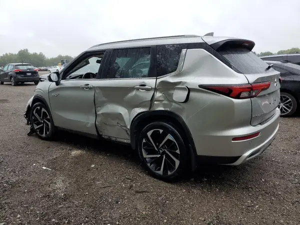 JA4T5UA98PZ605161 2023 MITSUBISHI OUTLANDER - Image 2