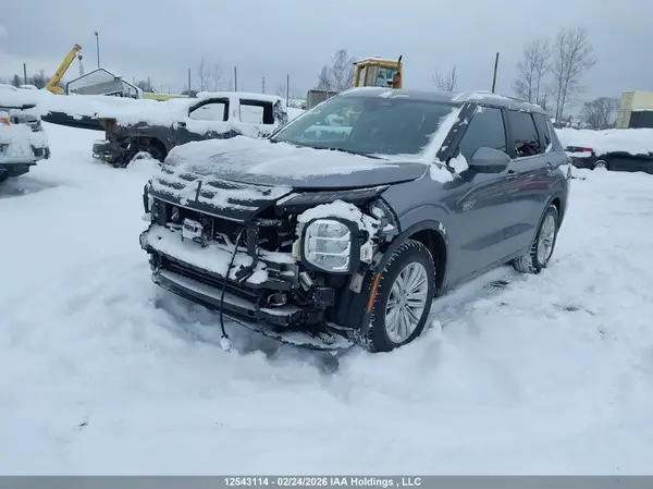 JA4T5UA99PZ622129 2023 MITSUBISHI OUTLANDER - Image 2