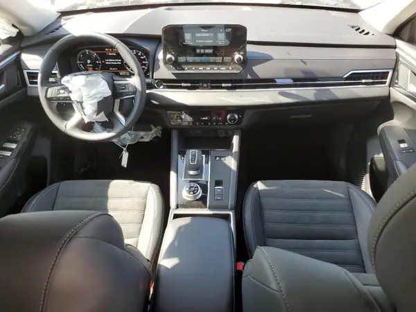 JA4T5VA90SZ001165 2025 MITSUBISHI OUTLANDER - Image 8