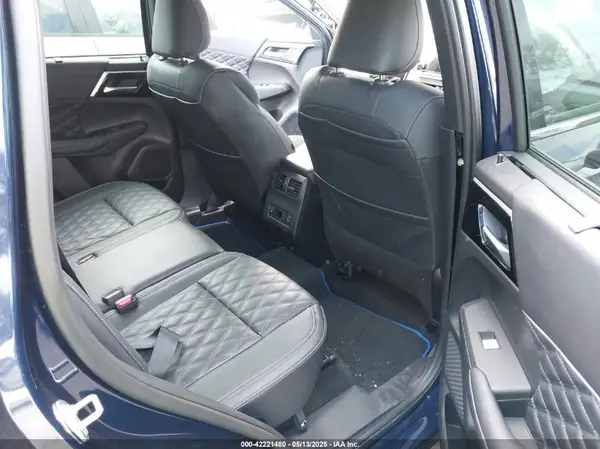 JA4T5VA91PZ038233 2023 MITSUBISHI OUTLANDER - Image 8
