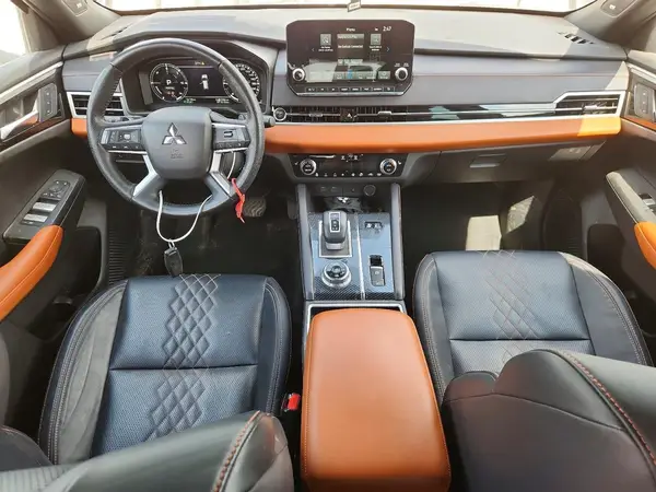 JA4T5VA91PZ613172 2023 MITSUBISHI OUTLANDER - Image 8