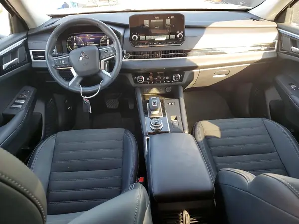 JA4T5VA91RZ035464 2024 MITSUBISHI OUTLANDER - Image 8