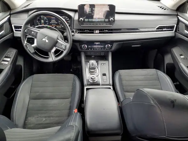 JA4T5VA91RZ046660 2024 MITSUBISHI OUTLANDER - Image 8