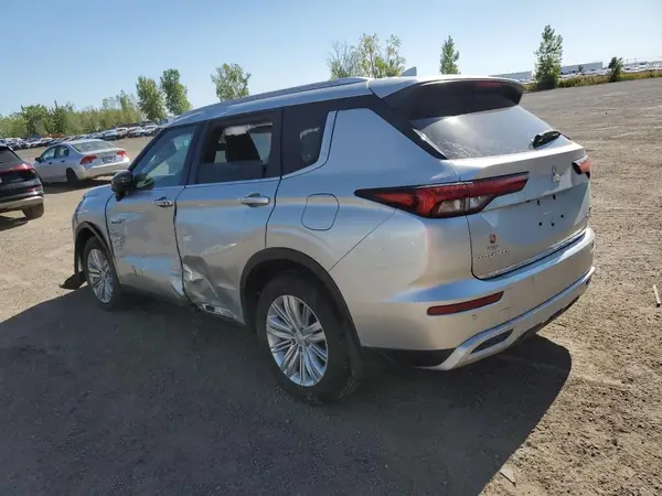 JA4T5VA91RZ620822 2024 MITSUBISHI OUTLANDER - Image 2