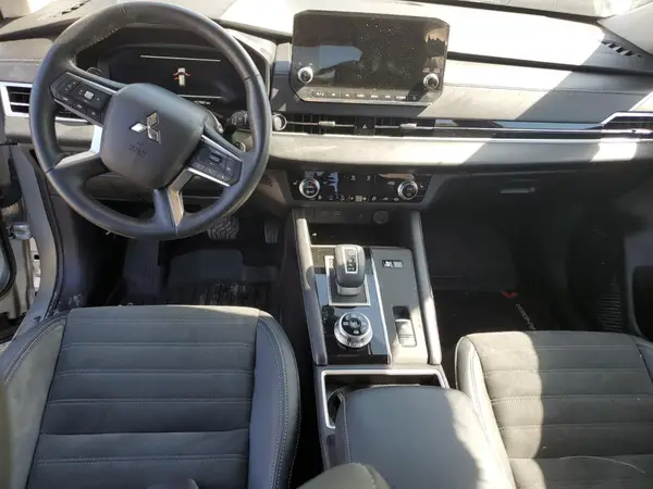JA4T5VA91RZ620822 2024 MITSUBISHI OUTLANDER - Image 8