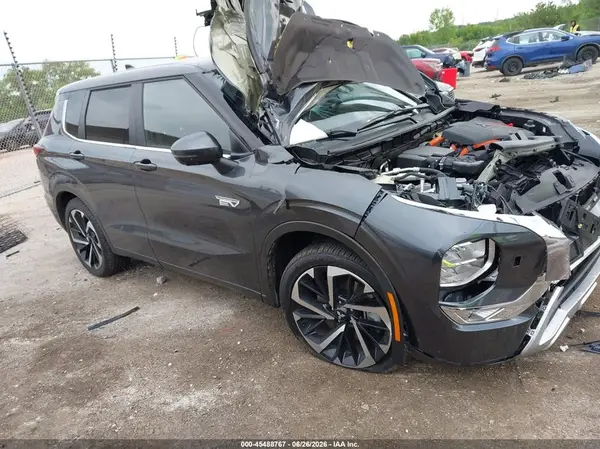 JA4T5VA91SZ009064 2025 MITSUBISHI OUTLANDER - Image 1