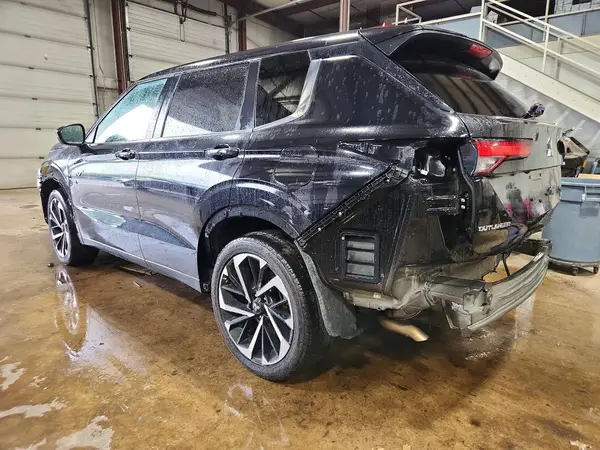 JA4T5VA92RZ057943 2024 MITSUBISHI OUTLANDER - Image 2