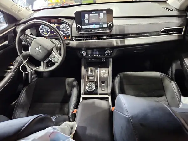 JA4T5VA92RZ057943 2024 MITSUBISHI OUTLANDER - Image 8