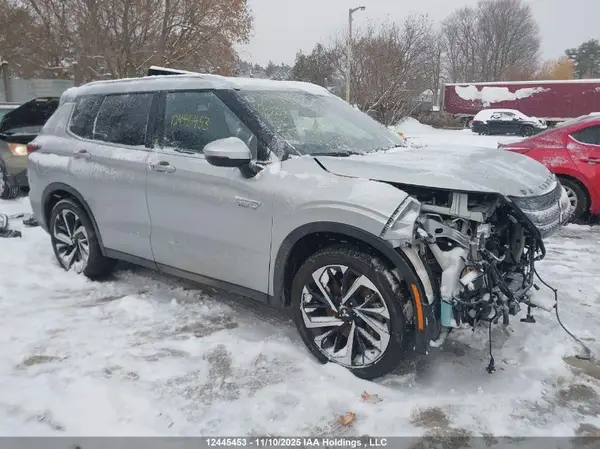 JA4T5VA92SZ603968 2025 MITSUBISHI OUTLANDER - Image 1