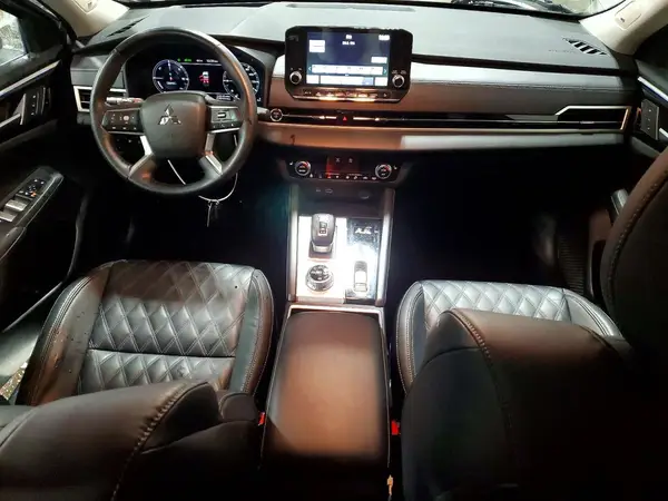 JA4T5VA93PZ062856 2023 MITSUBISHI OUTLANDER - Image 8