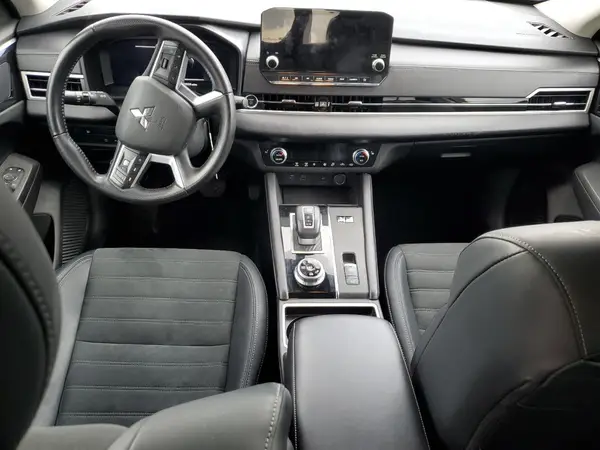 JA4T5VA93RZ034283 2024 MITSUBISHI OUTLANDER - Image 8