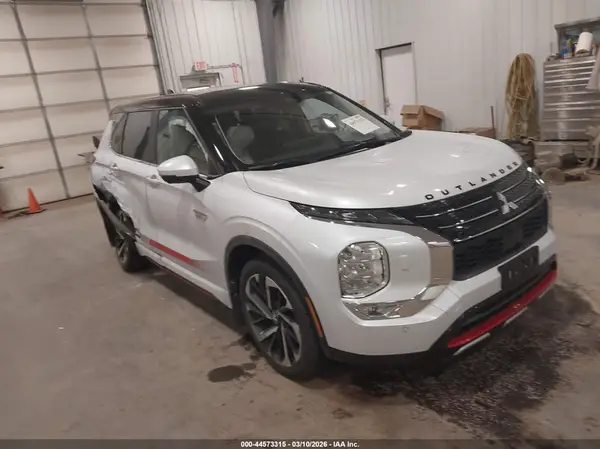 JA4T5VA93RZ063038 2024 MITSUBISHI OUTLANDER - Image 1