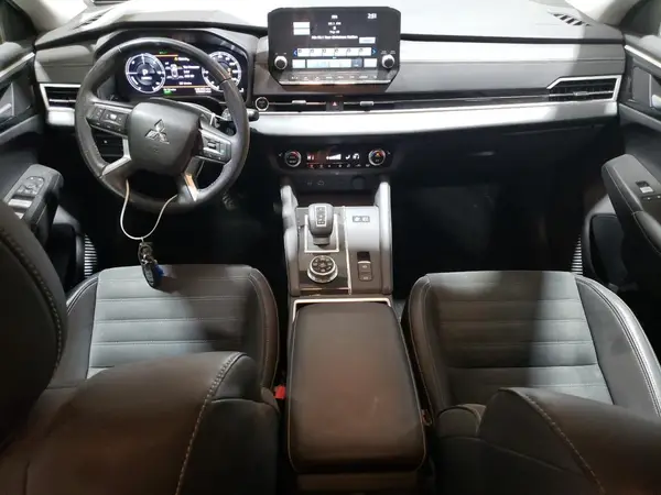 JA4T5VA93RZ063332 2024 MITSUBISHI OUTLANDER - Image 8