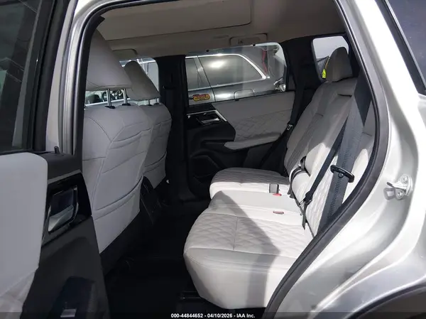 JA4T5VA94PZ062753 2023 MITSUBISHI OUTLANDER - Image 8