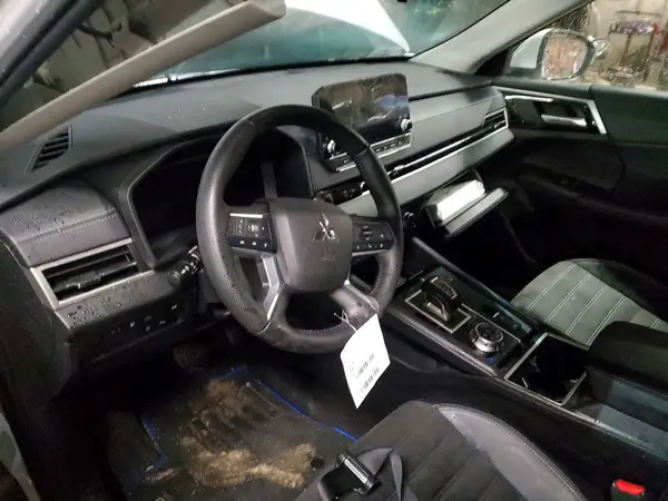 JA4T5VA94SZ605219 2025 MITSUBISHI OUTLANDER - Image 8