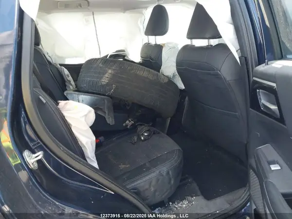 JA4T5VA95RZ608916 2024 MITSUBISHI OUTLANDER - Image 8