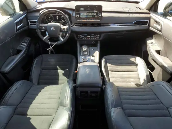 JA4T5VA96RZ014738 2024 MITSUBISHI OUTLANDER - Image 8