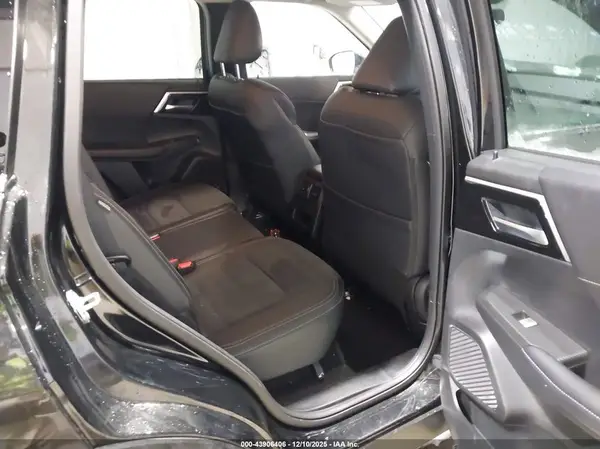 JA4T5VA97SZ055028 2025 MITSUBISHI OUTLANDER - Image 8